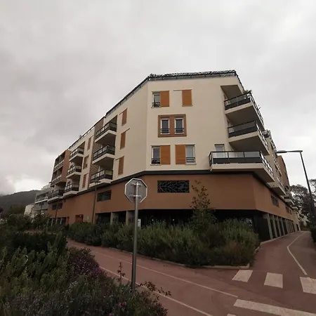 Au Lavandou - 4 Pers, Clim, Piscine, Terrasse, Parking, 950m - Fr-1-803-26